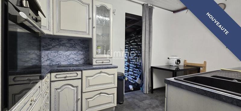 Maison - 232 m² - 6 pièces