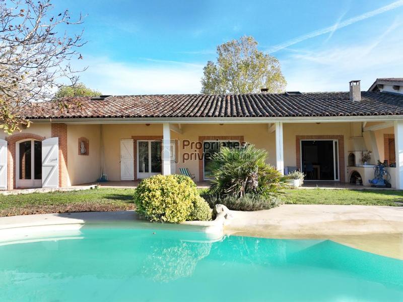 Maison - 225 m² - 7 pièces