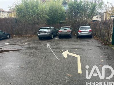 Parking - 10 m²
