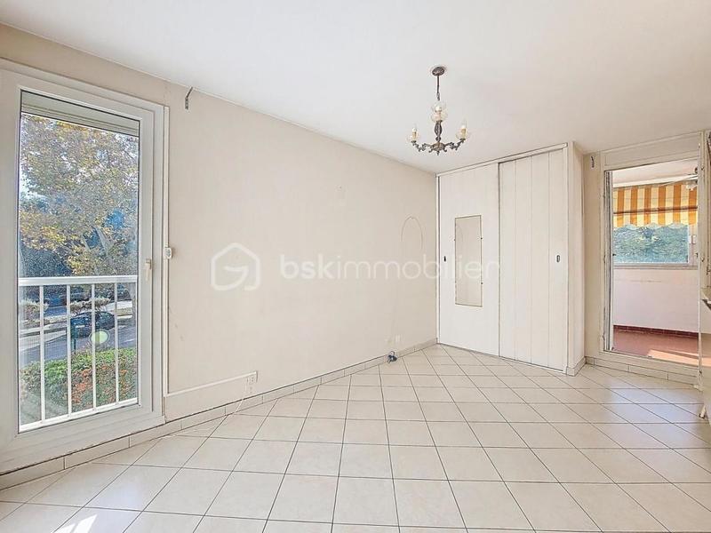 Appartement - 85 m² - 4 pièces