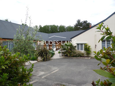 Maison - 309 m² - 12 pièces