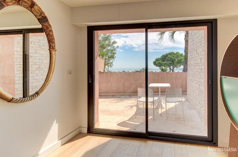 Demeure - 465 m² - 9 pièces