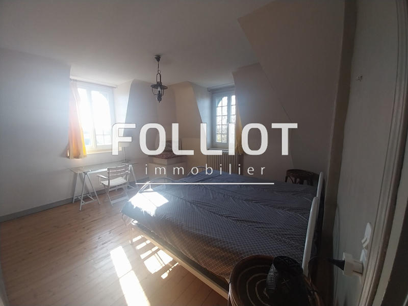 Maison - 200 m² - 10 pièces