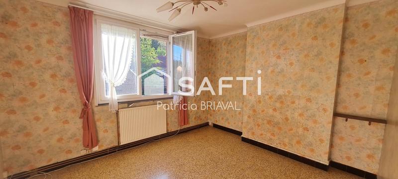 Maison - 121 m² - 8 pièces