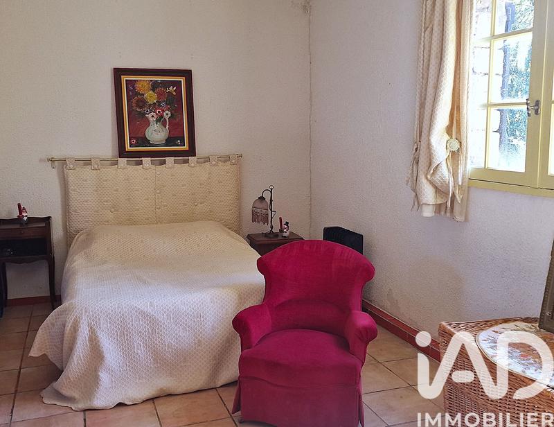 Maison - 222 m² - 8 pièces