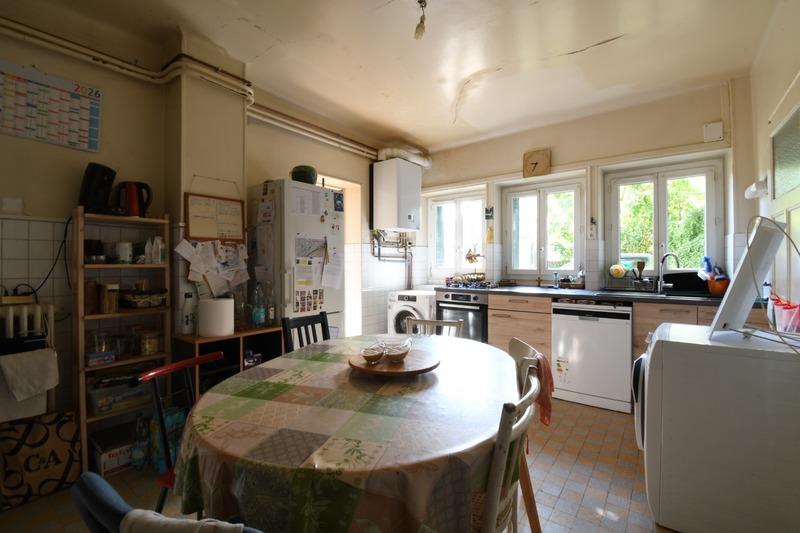 Maison - 123 m² - 7 pièces