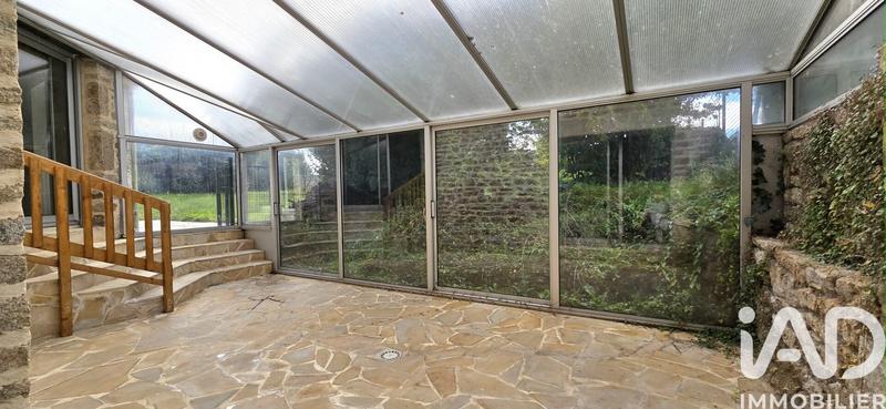 Maison - 220 m² - 11 pièces