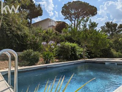 Maison - 142 m² - 6 pièces