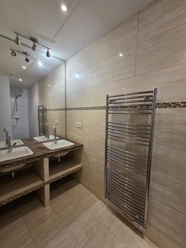 Appartement - 86 m² - 4 pièces