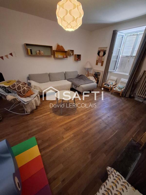 Maison - 194 m² - 8 pièces