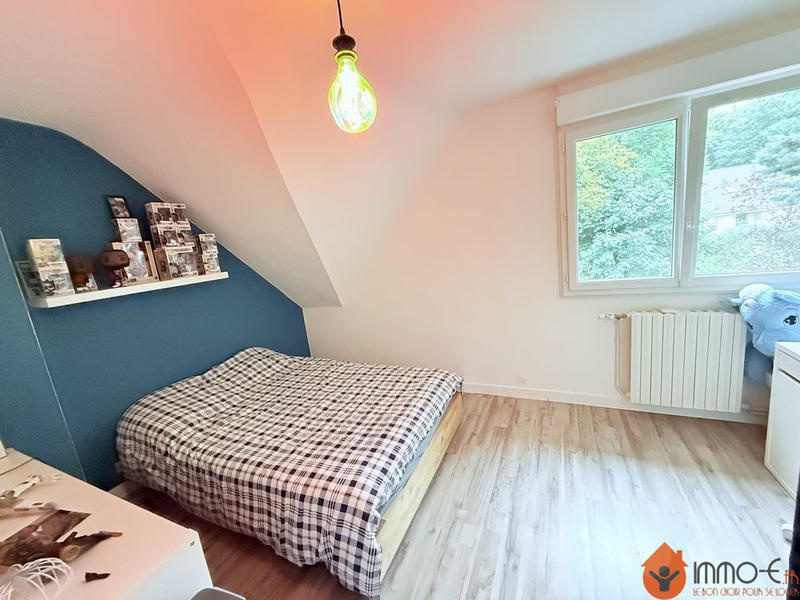 Maison - 121 m² - 5 pièces