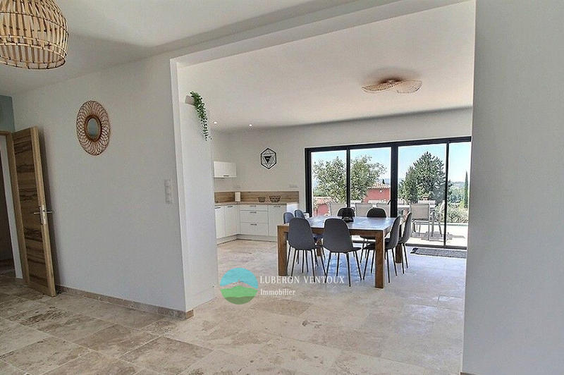 Maison - 185 m² - 6 pièces