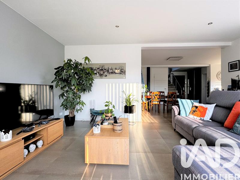 Maison - 156 m² - 8 pièces