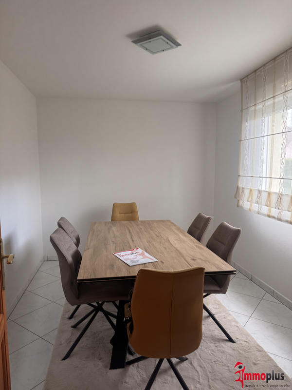 Maison - 151 m² - 7 pièces