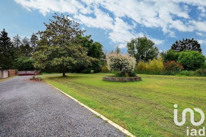 Maison - 260 m² - 7 pièces