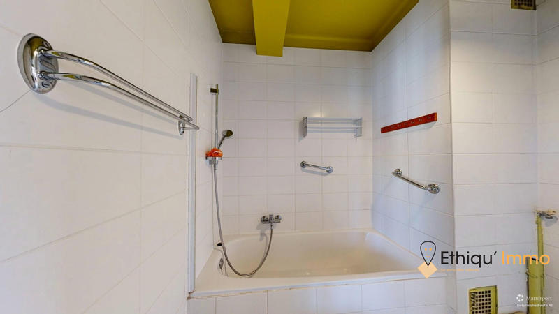 Appartement - 81 m² - 3 pièces