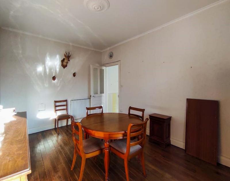 Maison - 120 m² - 8 pièces