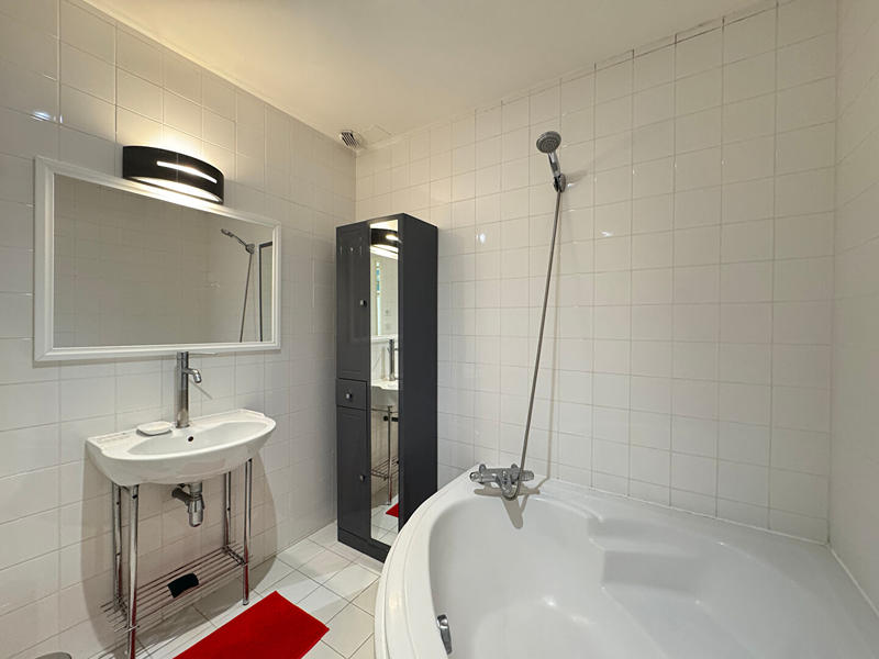 Maison - 308 m² - 9 pièces