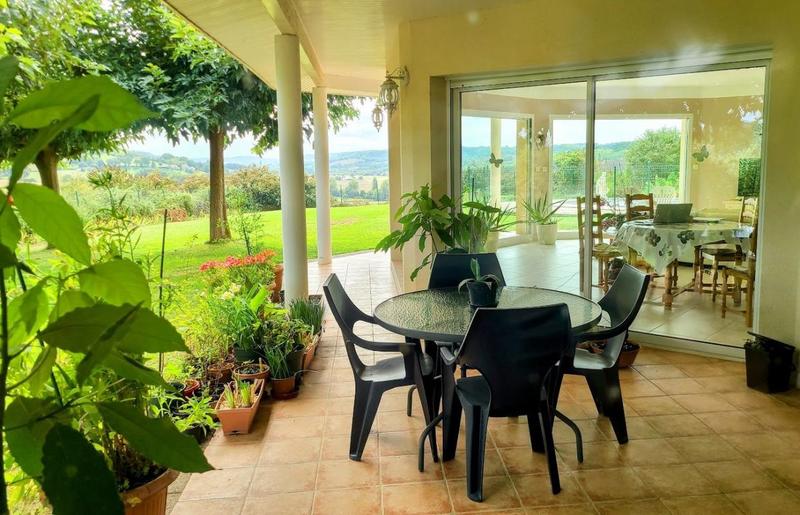 Maison - 147 m² - 5 pièces