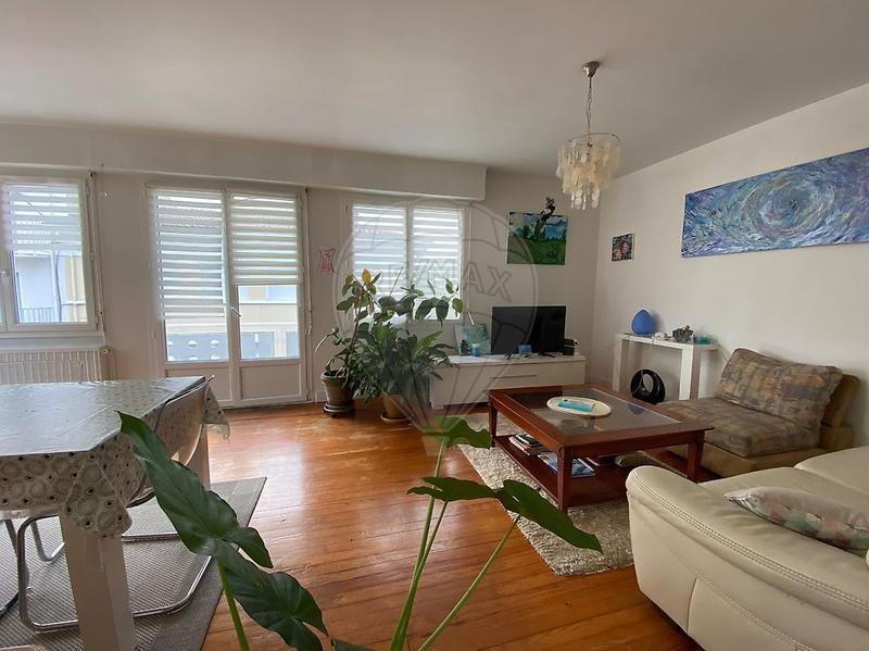 Appartement - 77 m² - 3 pièces