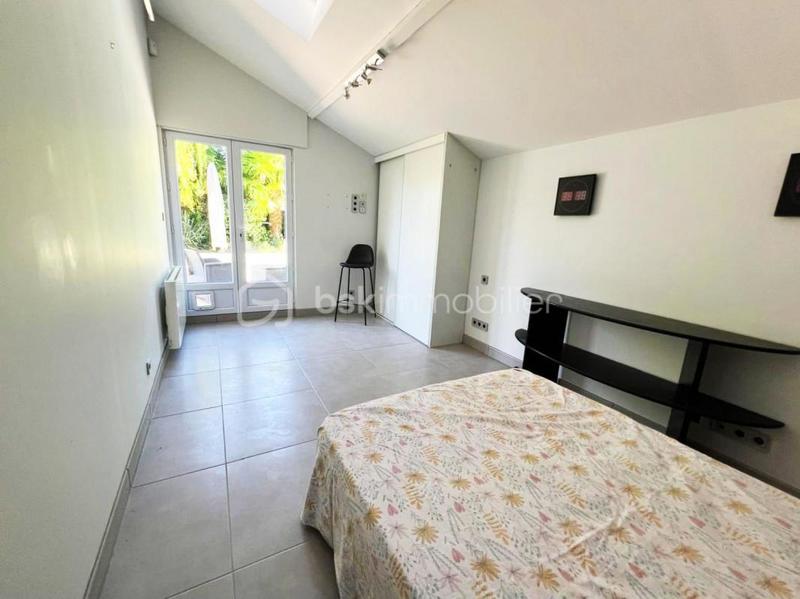 Maison - 144 m² - 8 pièces