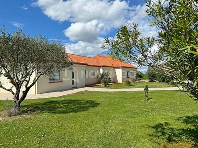 Villa - 280 m² - 8 pièces