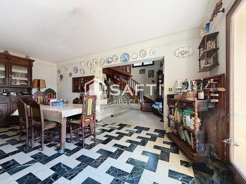 Maison - 190 m² - 9 pièces