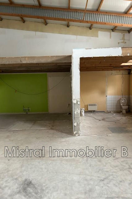 Local commercial - 280 m²