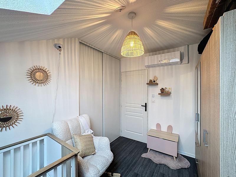 Appartement ancien - 71 m² - 3 pièces