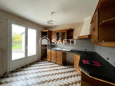 Maison - 83 m² - 5 pièces