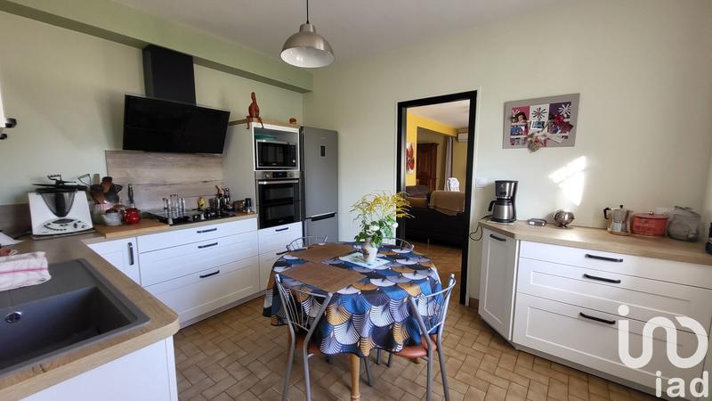 Maison - 140 m² - 5 pièces