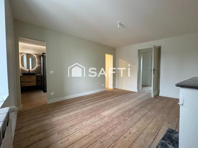 Maison - 200 m² - 7 pièces