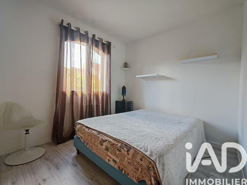 Maison - 230 m² - 7 pièces