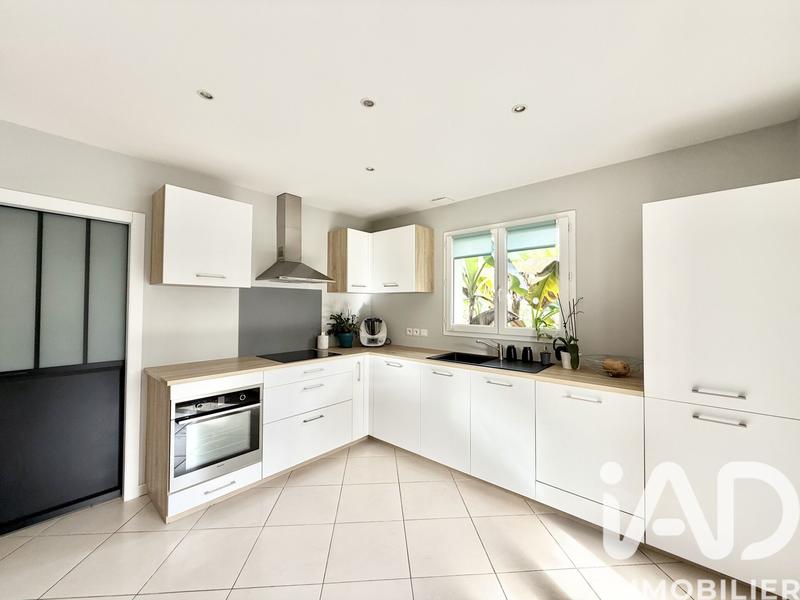 Maison - 153 m² - 8 pièces