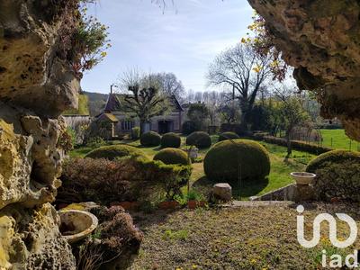 Maison - 276 m² - 10 pièces