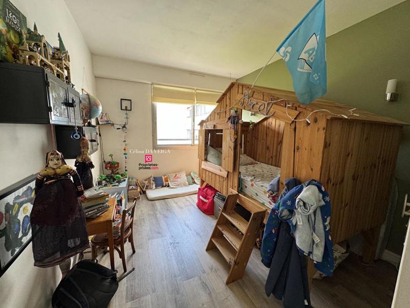 Appartement - 104 m² - 4 pièces