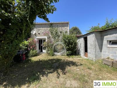 Maison - 80 m² - 4 pièces