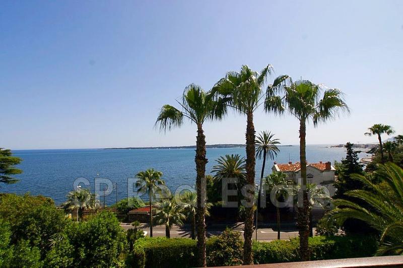 Appartement - 110 m² - 4 pièces