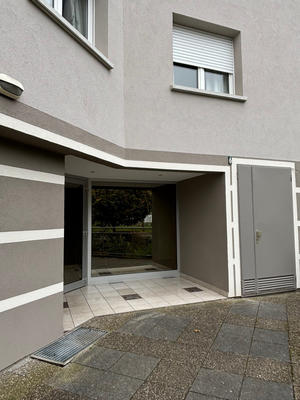 Appartement - 82 m² - 3 pièces