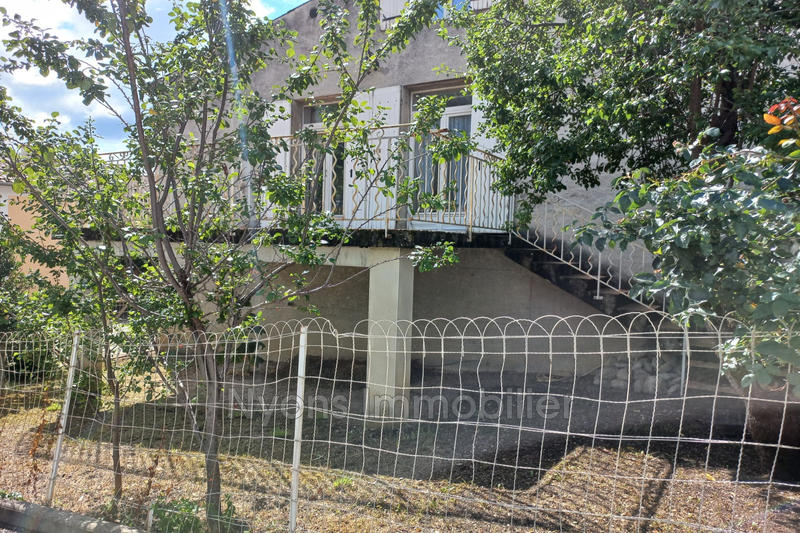 Maison de village - 112 m² - 4 pièces