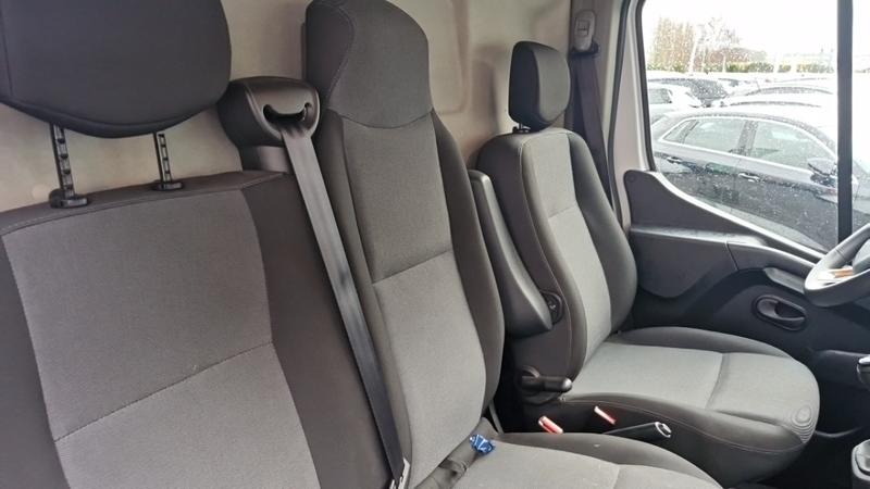 Renault Master Fourgon trac f3500 l3h2 blue dci 135 grand confort