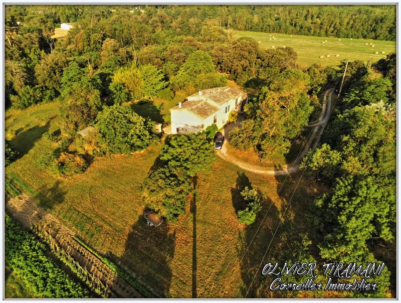 Villa - 160 m² - 8 pièces