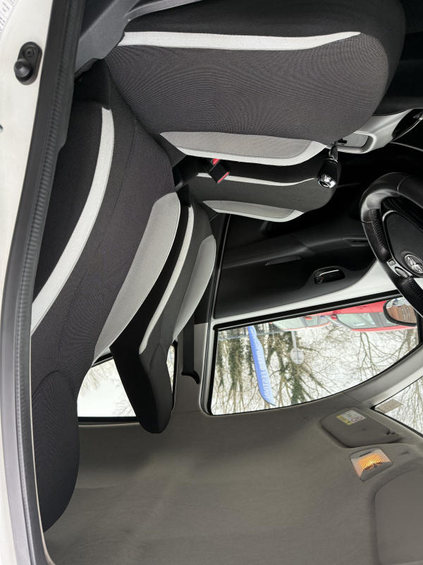 Toyota Aygo 1.O X 5 Portes Automatic