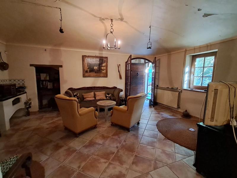 Mas - 175 m² - 9 pièces