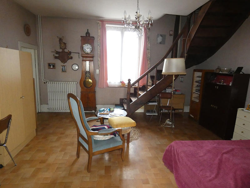 Maison - 194 m² - 8 pièces