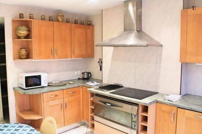 Chambre - 25 m² - 6 pièces