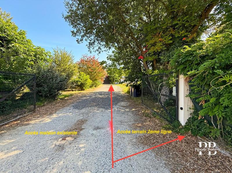 Terrain constructible - 742 m²