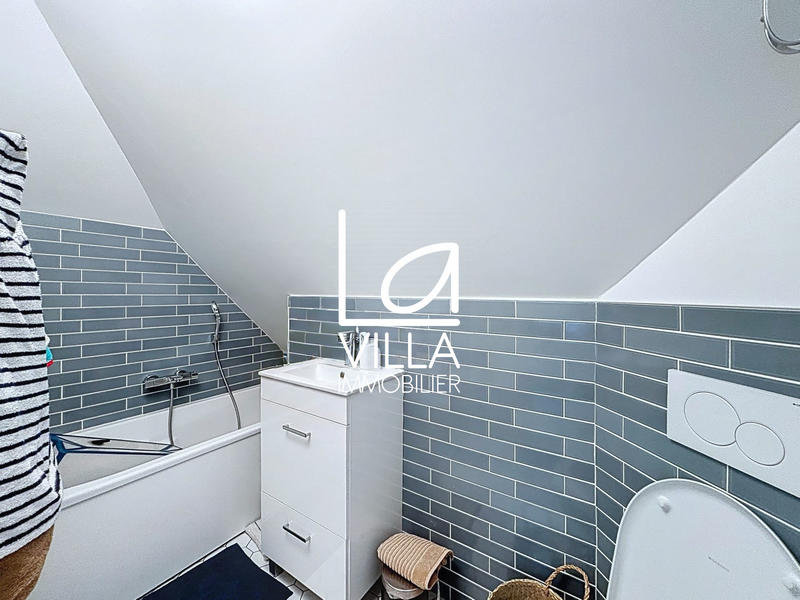 Maison - 120 m² - 7 pièces