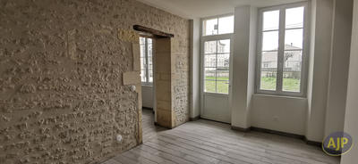 Maison - 275 m² - 6 pièces