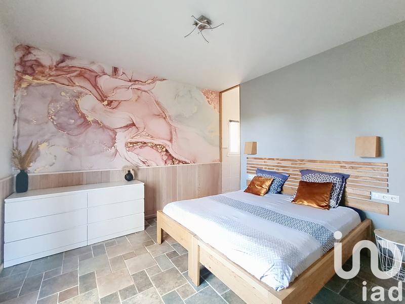 Maison - 233 m² - 10 pièces